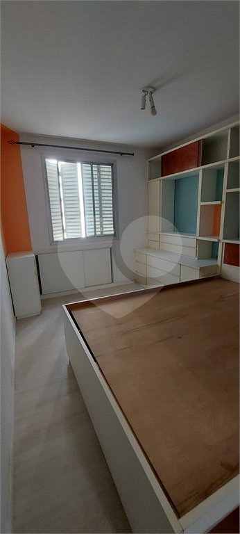 Perdizes pertinho do Metrô Vila Madalena 110m2 Sala 2 dorm 1 vaga Piscina