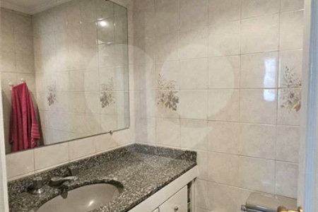 Apartamento à venda | 72 m² | 3 quartos (1 suíte) | 1 vaga | Próximo ao Metrô Saúde