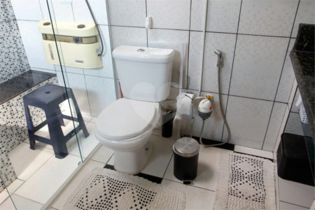 Casa à venda com 222m², 3 quartos e 2 vagas