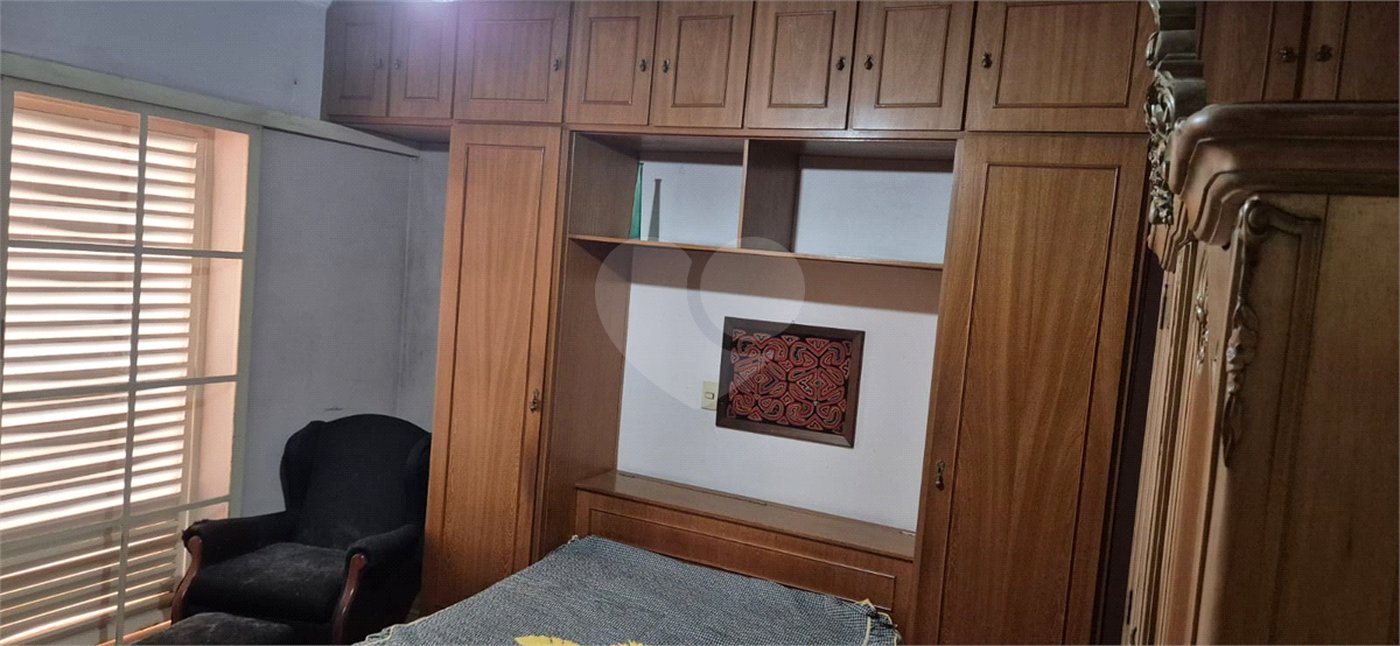 Casa Sobrado com varandas