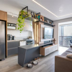 Apartamento a venda na Rua Gaspar Lourenço totalmente reformado - 2 quartos, varanda
