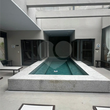 Charme, conforto e vista livre na Vila Clementino – 98 m² com pé-direito duplo!