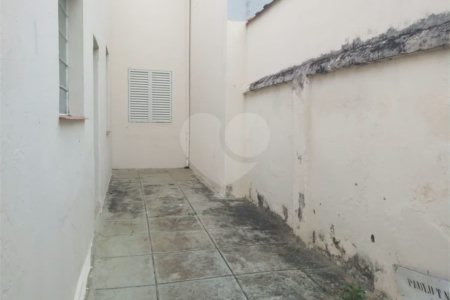 Casa térrea a venda no centro de São Carlos com 3 quartos