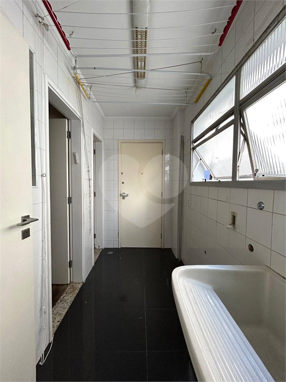 Apartamento de 110m² à venda no bairro Santa Cecília - Agende já a sua visita!