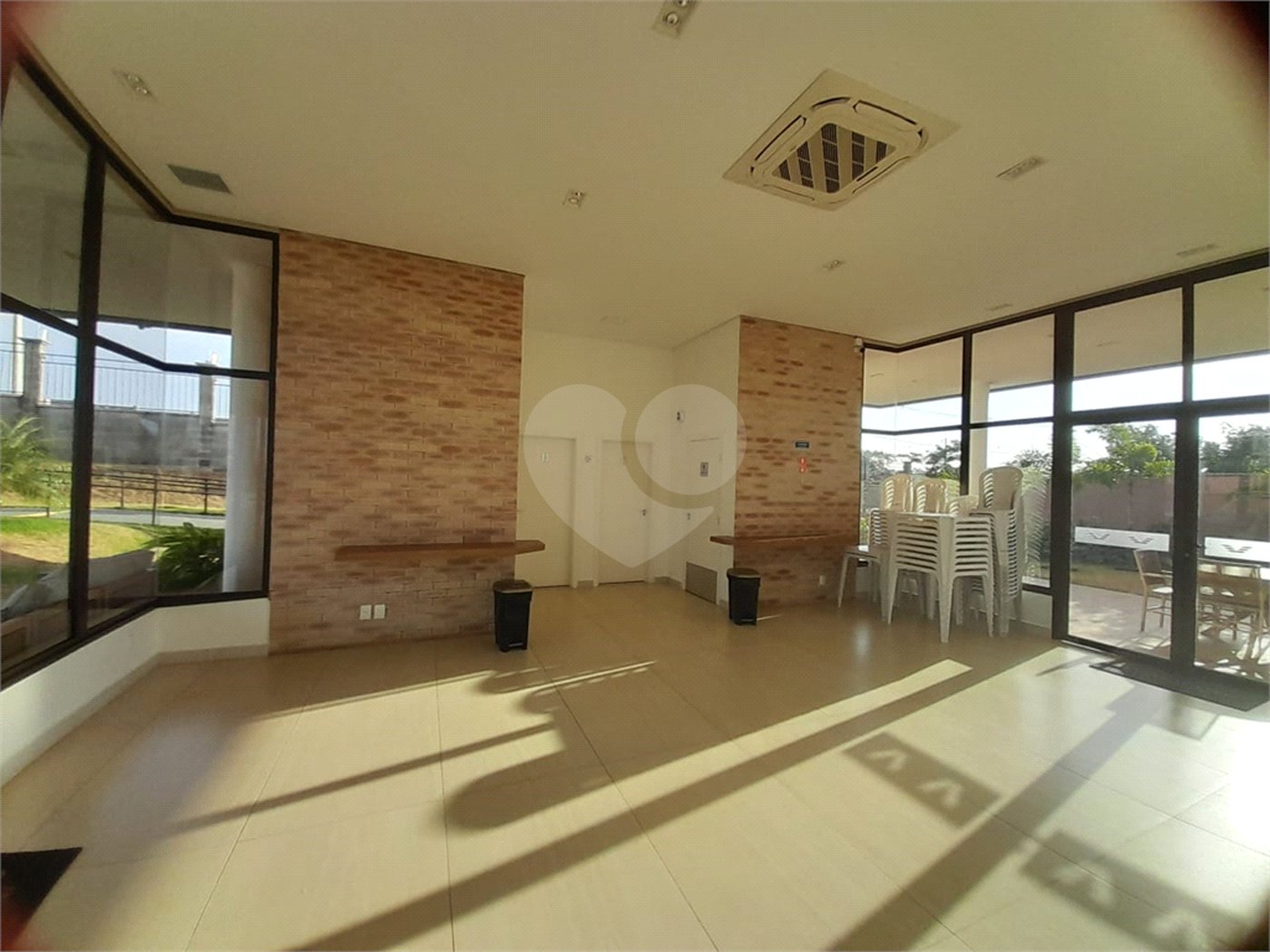 Casa Nova à Venda no Condomínio Villeneuve, São Carlos