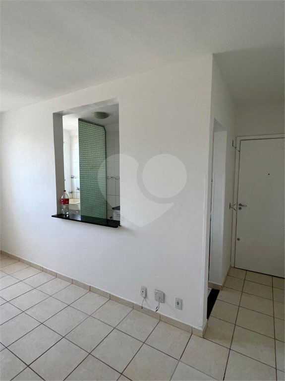 Apartamento no Condomínio Residencial Parque Romance.
