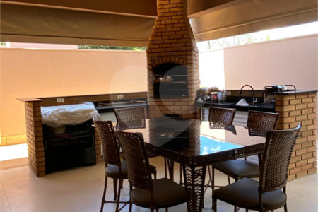 Excelente casa com muito boa localização no Condomínio Eldorado á venda.