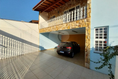 Sobrado à venda com 5 quartos, sendo 1 suíte,  em Terra Nobre, Louveira, SP
