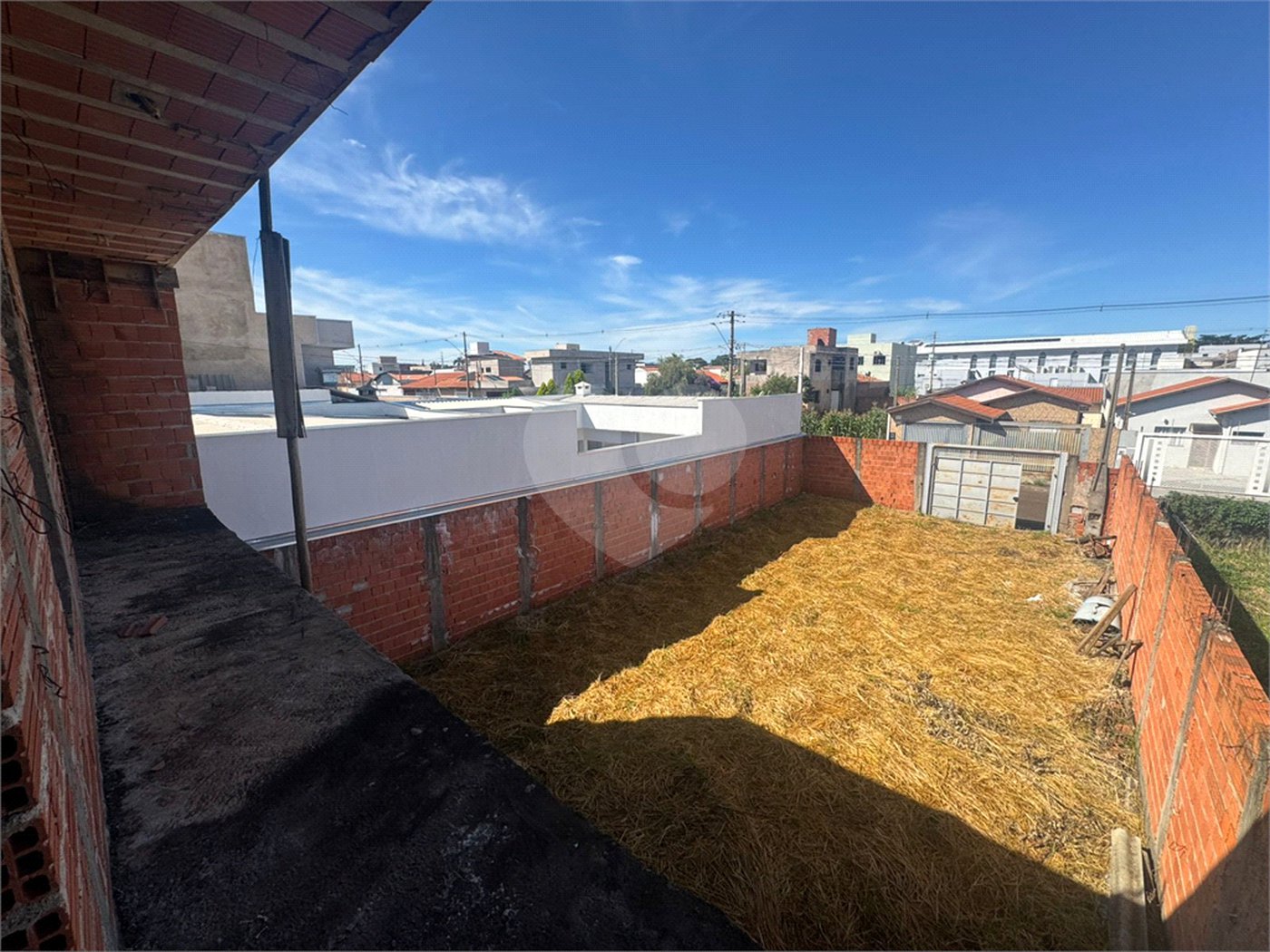 Terreno Murado de 250m2, em Jardim Embaré, São Carlos.