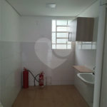 Indaiatuba- Sp - Centro - Casa terrea - finalidade comercial ou residencial - Terreno 181,01 - construido 99,94 - Venda - R$ 830.000,00 - Locação - R$ 3.900,00- IPTU - R$ 256,78 - 03 salas - Hall de entrada amplo - Cozinha. com armário - Banheiro. - Quintal. - Ótima localização, próximo a restauran
