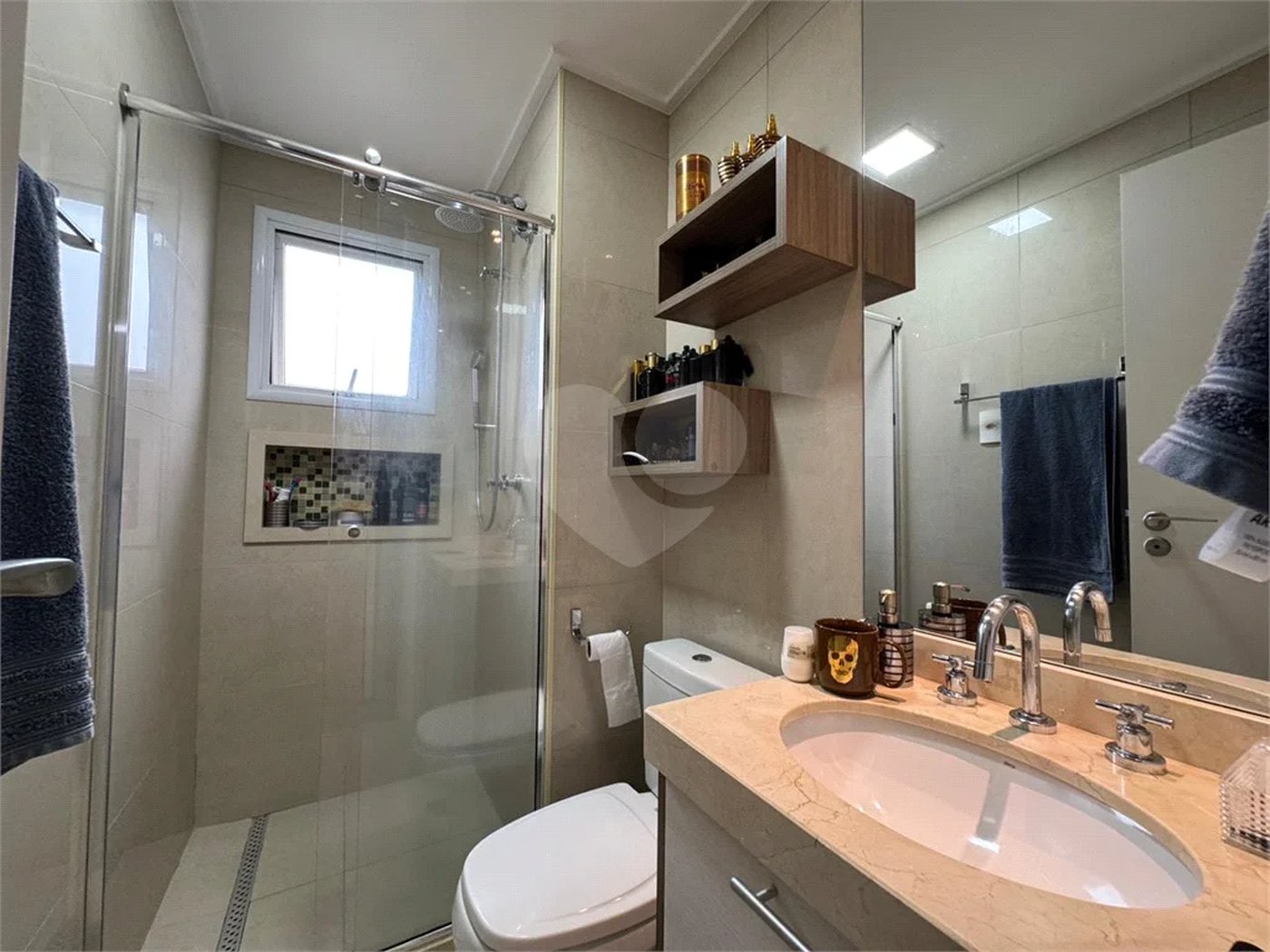 Santana Alto Padrão/Porteira Fechada, Apto. 260 m² 4 Suítes, 5 vagas 2 depósitos privativos
