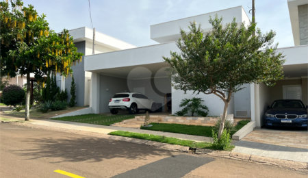 Casa à venda com 3 suítes no condomínio Quebec, São Carlos - SP