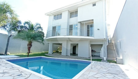 Casa para alugar com 4 suítes no condomínio Residencial Terras de Vinhedo, Vinhedo - SP