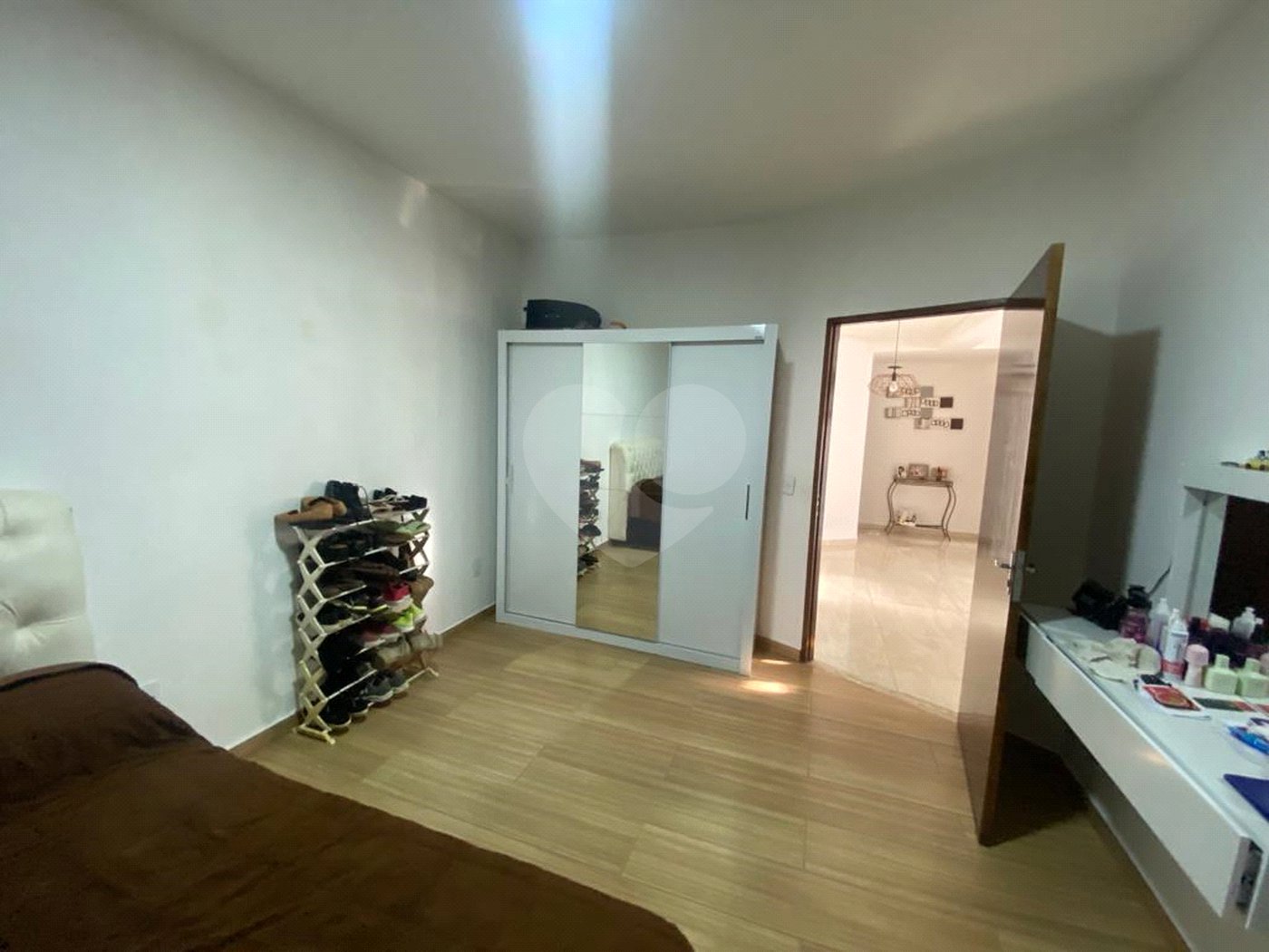 Excelente casa toda reformada e com otimo acabamento com churrasqueira e piscina