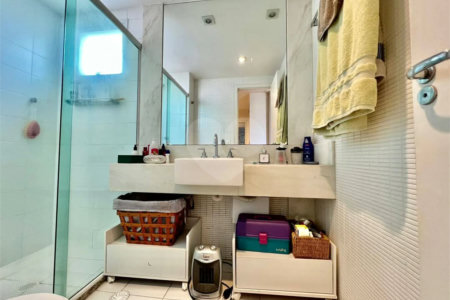 Apartamento á venda - Chácara Santo Antônio