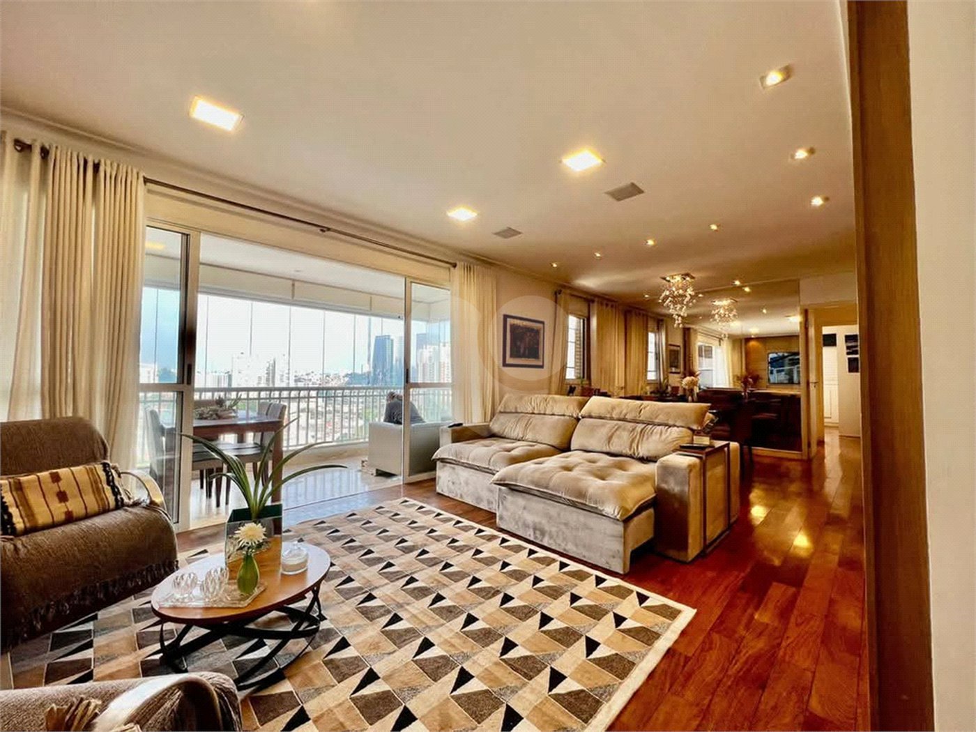 Apartamento á venda - Chácara Santo Antônio