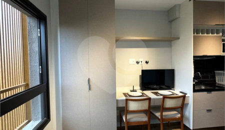 Apartamento à venda ou para alugar com 1 quarto em Moema, São Paulo, SP