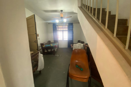 Casa à venda com 2 quartos em Jardim Alvorada, oportunidade para investidor