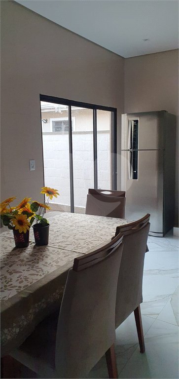 Casa para venda no codomínio Residencial Villagio Allegro, em Araraquara, com 03 dorm. (01 suíte)