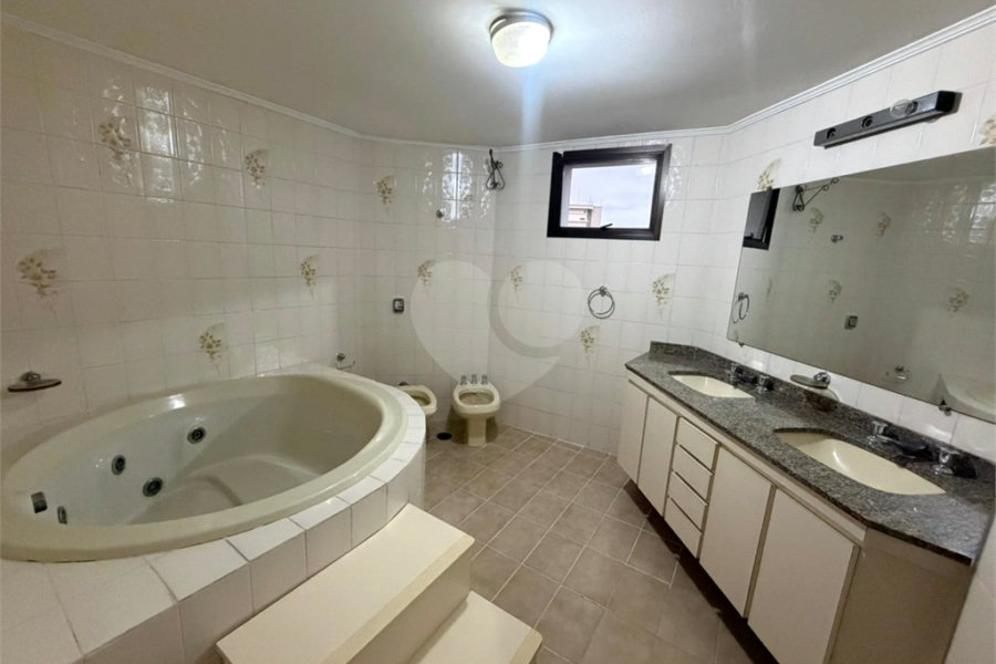 Apartamento com 3 suítes no Jardim França