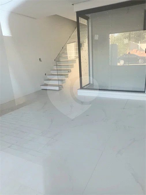 Residência completa com 3 quartos, suíte e área gourmet