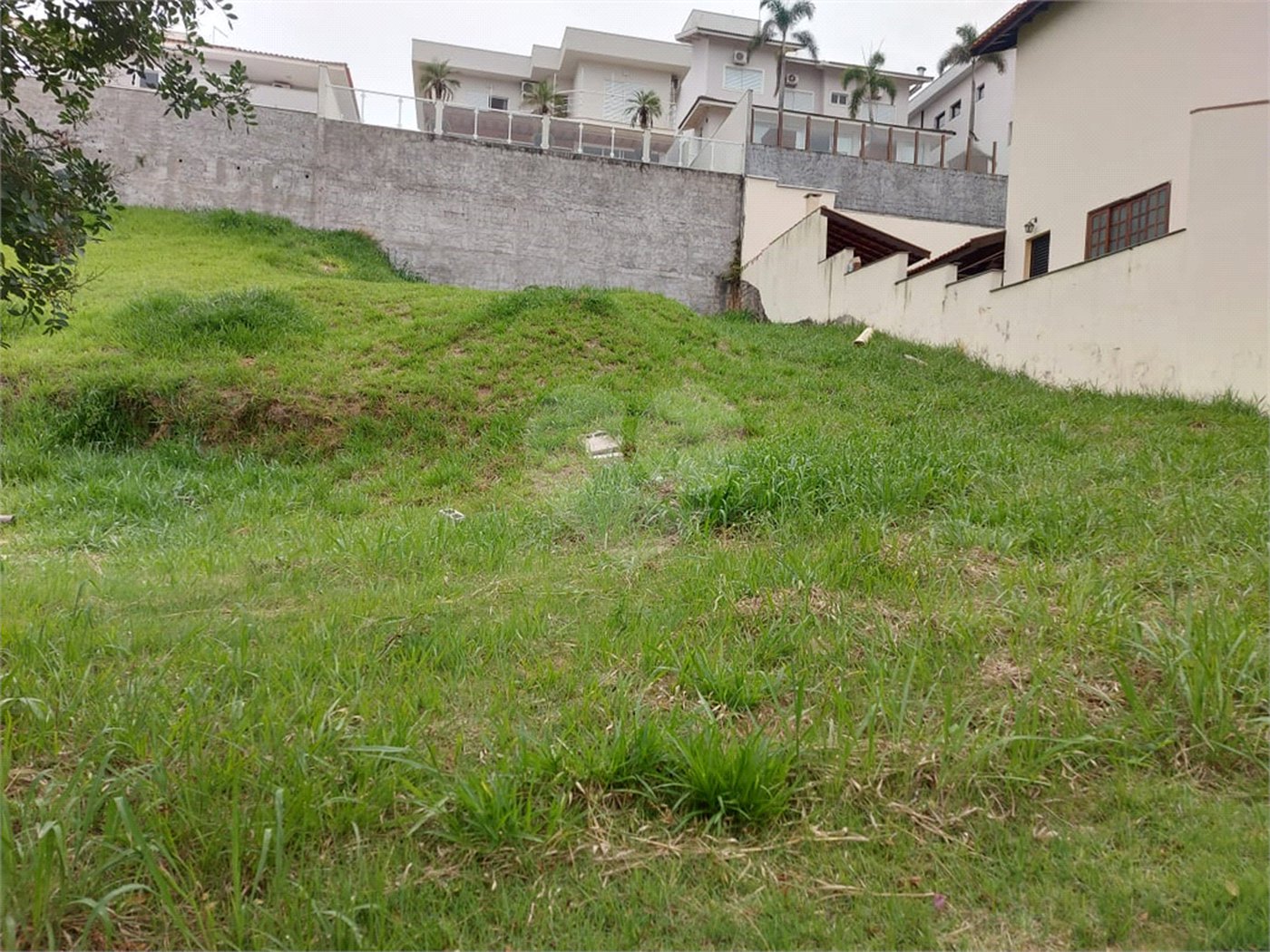 Lindo Terreno a venda no Condomínio Villaggio Capriccio - Louveira/SP