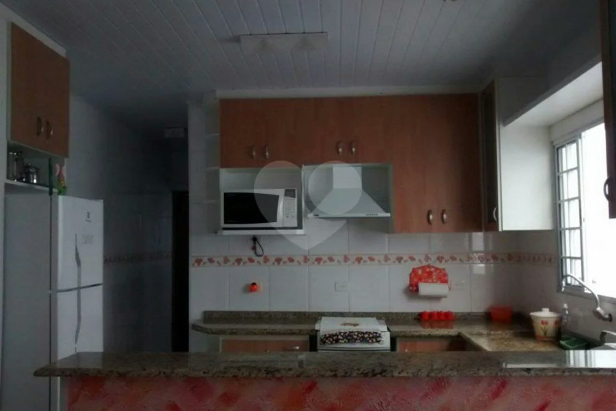 Casa térrea à venda na região do Imirim, 2 dormitórios, 2 vagas de garagem!