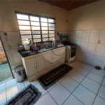 Casa térrea com 2 dormitórios.