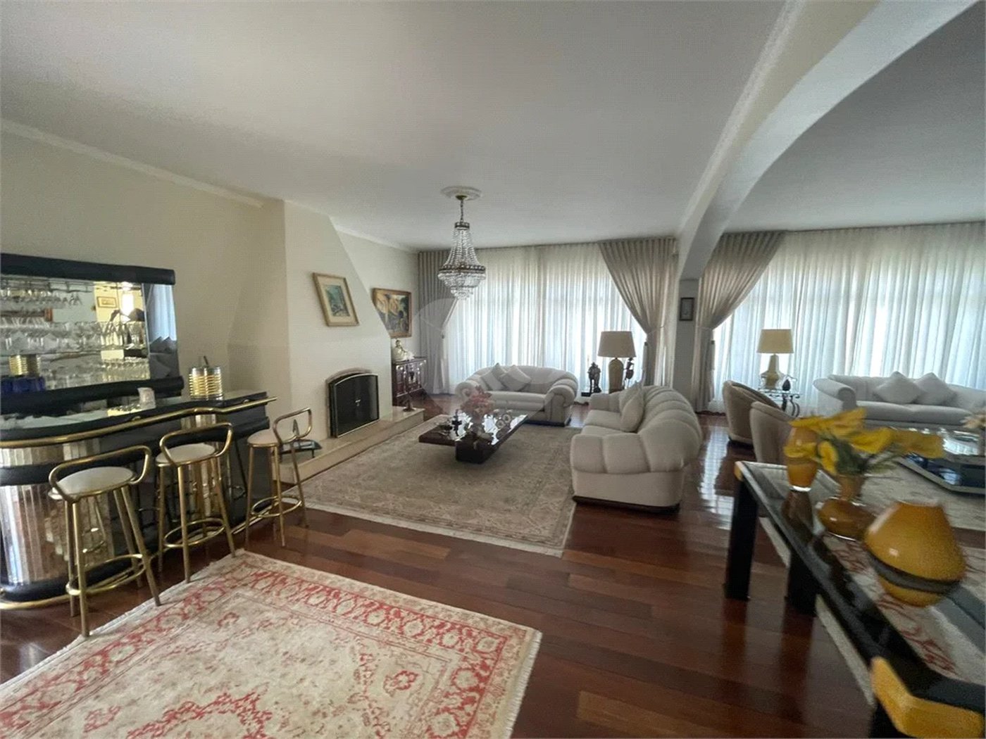 CASA TÉRREA EXCELENTE A VENDA NO TREMEMBÉ - 3 SUÍTES, PISCINA AREA GOURMET E 4 VAGAS DE GARAGEM