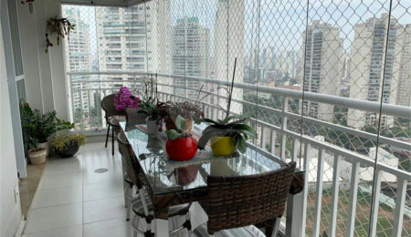 Apartamento à venda com 3 quartos, sendo 1 suíte,  em Mooca, São Paulo, SP