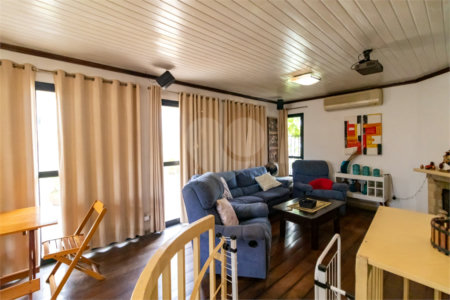 Cobertura à venda com 3 quartos, sendo 2 suítes, em Vila Olímpia, São Paulo, SP