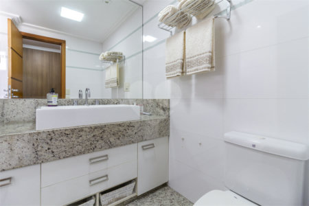 Apartamento para venda no Alto da Moóca, com 178 m², 3 suítes, 3 vagas.