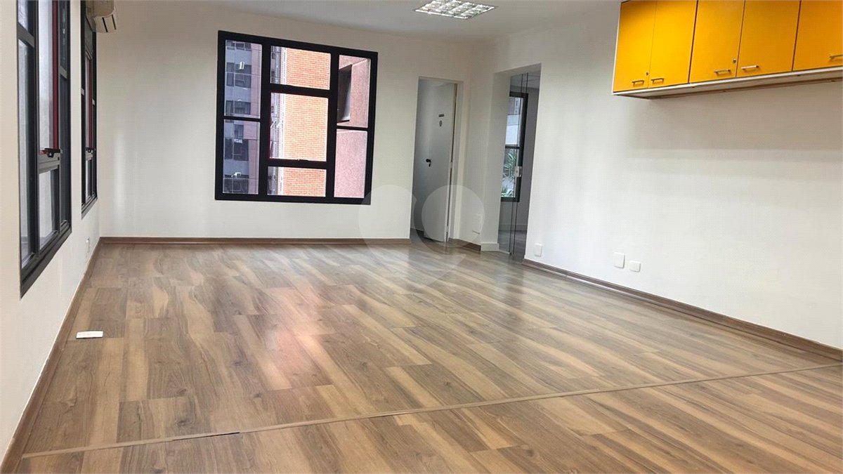 Sala à venda ou para alugar em Vila Olímpia, São Paulo, SP