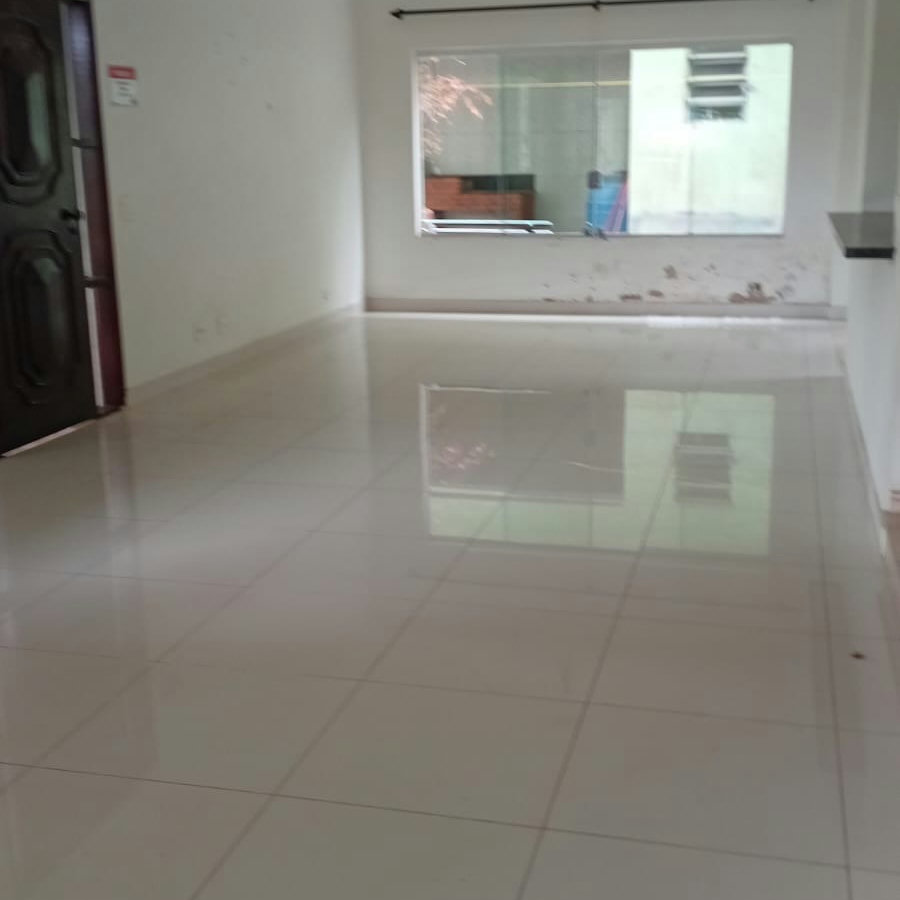 Sobrado residencial/comercial para alugar com 4 quartos, sendo 1 suíte, em Parque Ipê, São Paulo - SP
