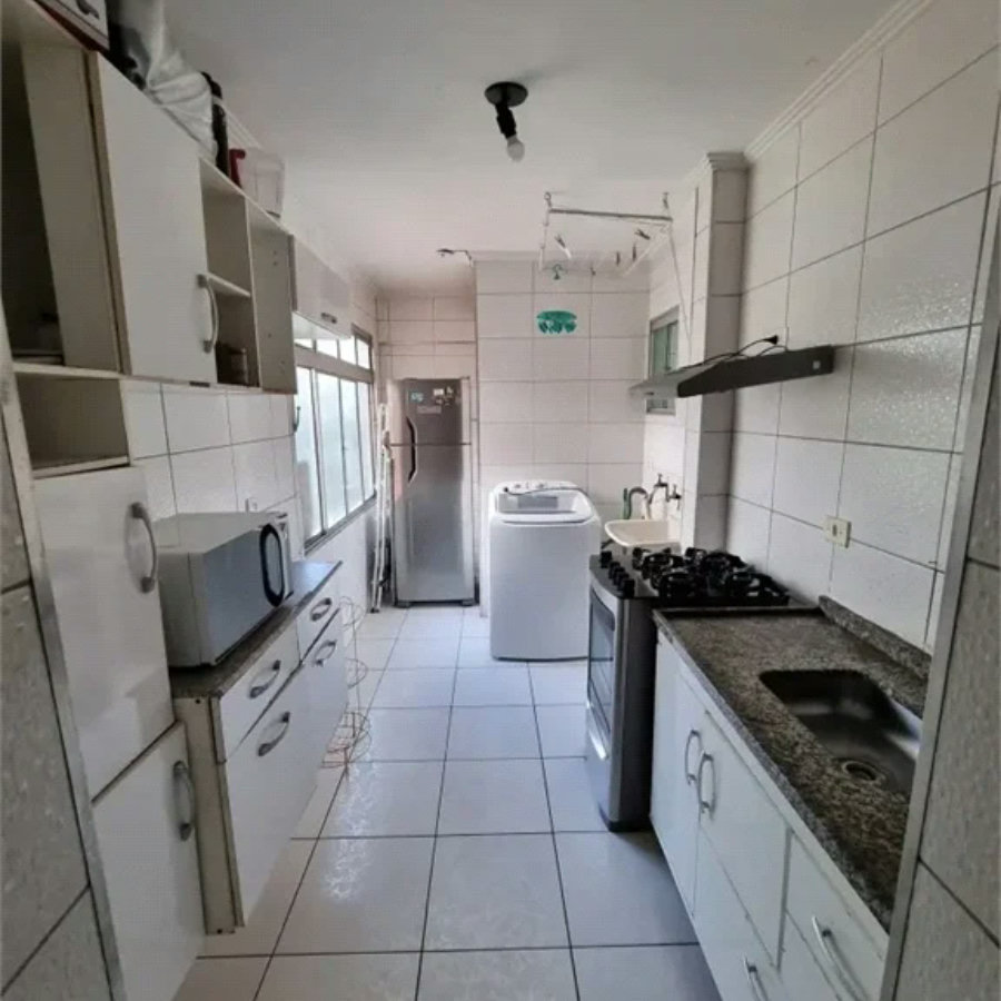 Apartamento amplo em frente ao portão 03 da USP – Oportunidade única