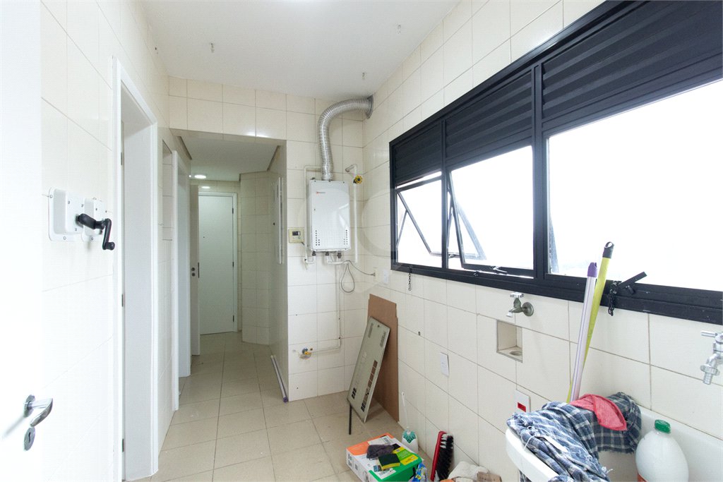Apartamento a Venda na Chácara Santo Antônio, 163 m², 3 suítes, 2 vagas,, lazer e próximo ao parque