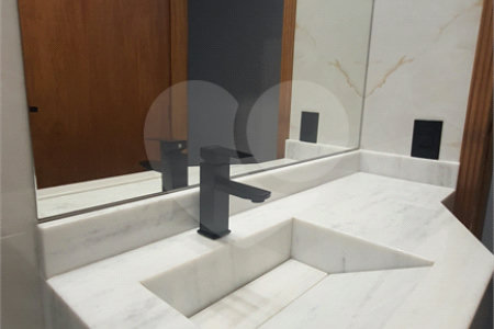 Casa à Venda de 03 dormitórios em São Carlos, no Condomínio Faixa Azul