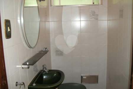 Excelente Sobrado à venda no Klabin -370 m2 construídos c/piscina - 3 Quartos/ 1 Suíte/10 Vagas
