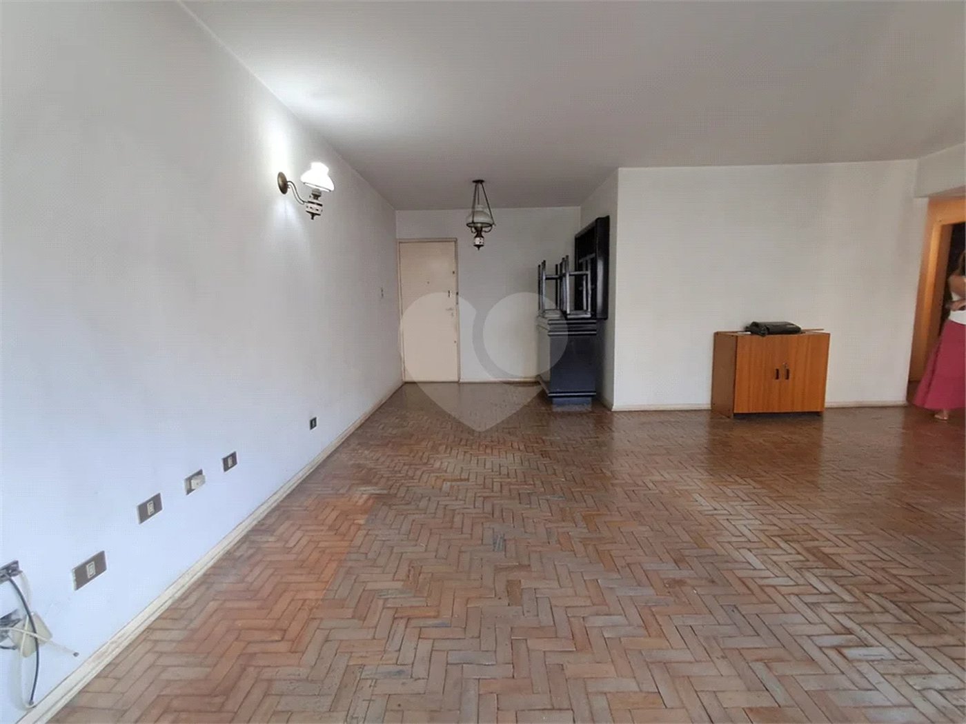 Imóvel de 141m² 3 quartos, 1 sendo suíte, retrofit no condomíno 1 vaga Paraíso