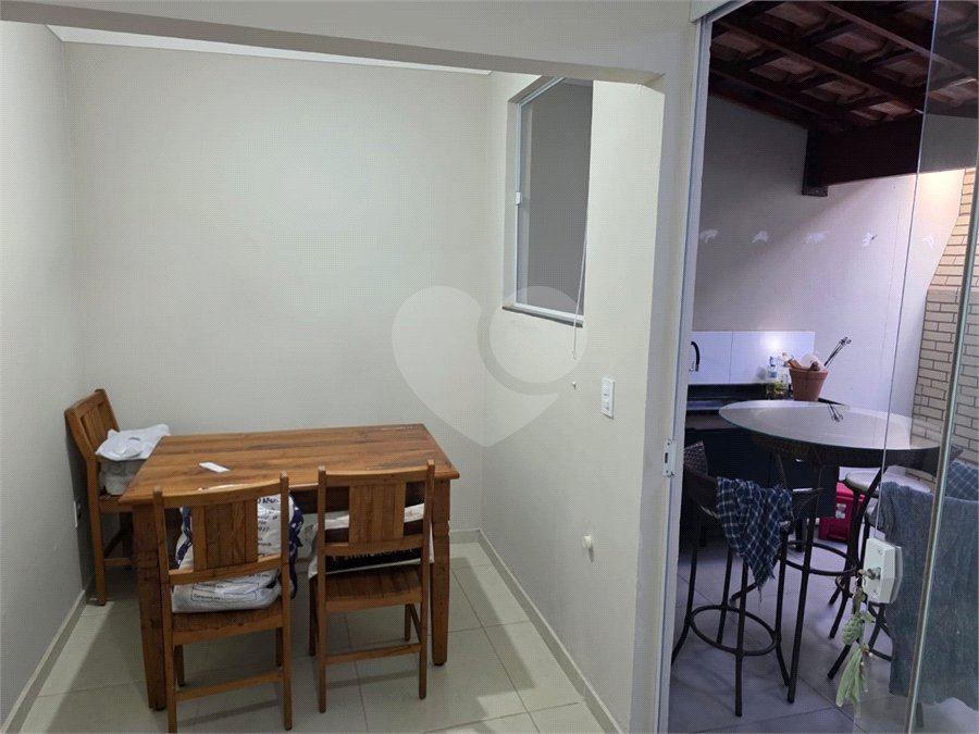 Casa à venda com 3 quartos, sendo 1 suíte,  em Jardim Nova Santa Paula, São Carlos, SP