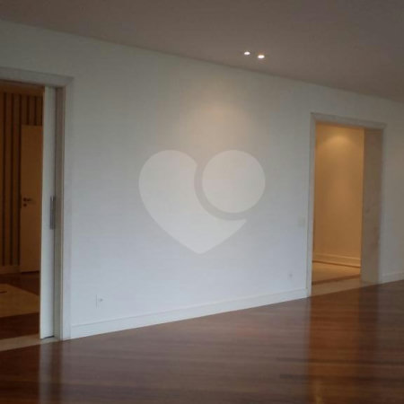Apartamento para alugar com 4 suítes em Alto da Boa Vista, São Paulo, SP