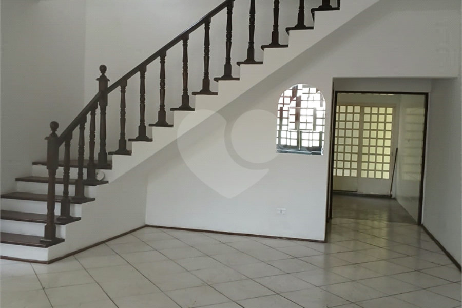 Sobrado com 280m² á venda - Itaquera