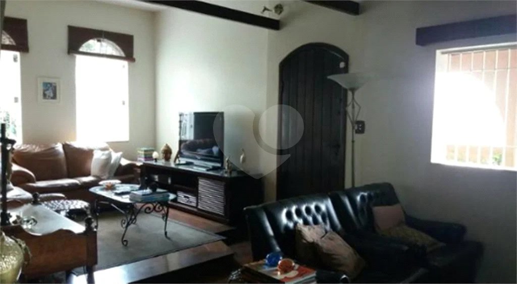 Linda Casa Jardim Virgínia Bianca