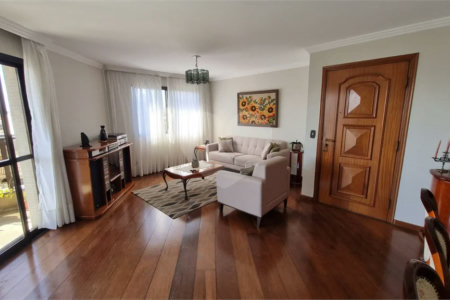 Apartamento a venda na Móoca