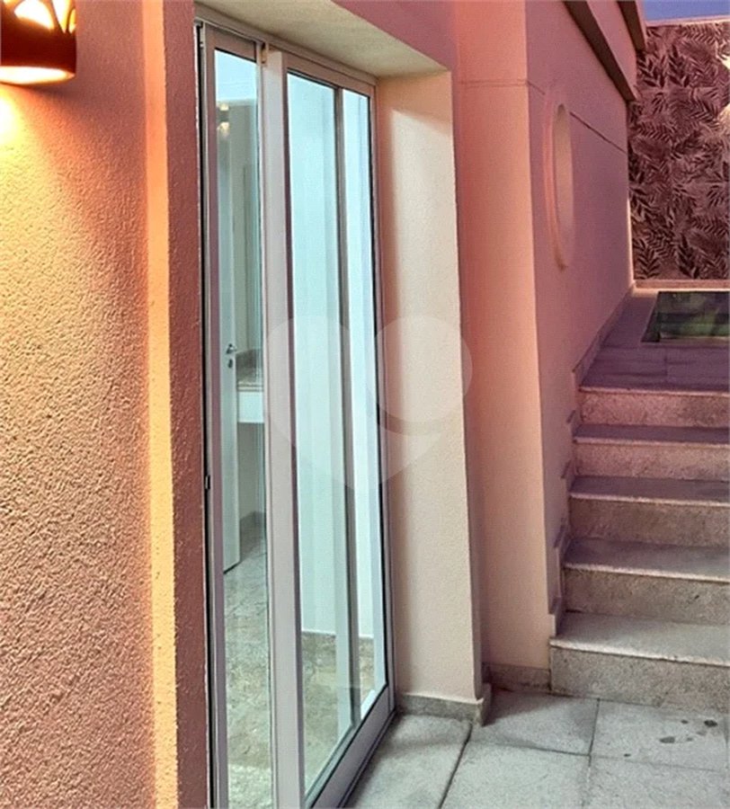 Cobertura Triplex 500M2, 4 suítes, 6 vagas para locação ou venda