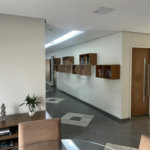 Apartamento de 01 dormitório com terraço e vaga perto do metrô
