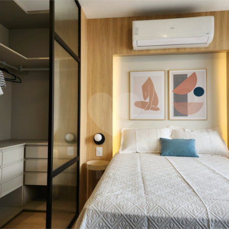 Studio 28M2 para locação em Moema Pássaros