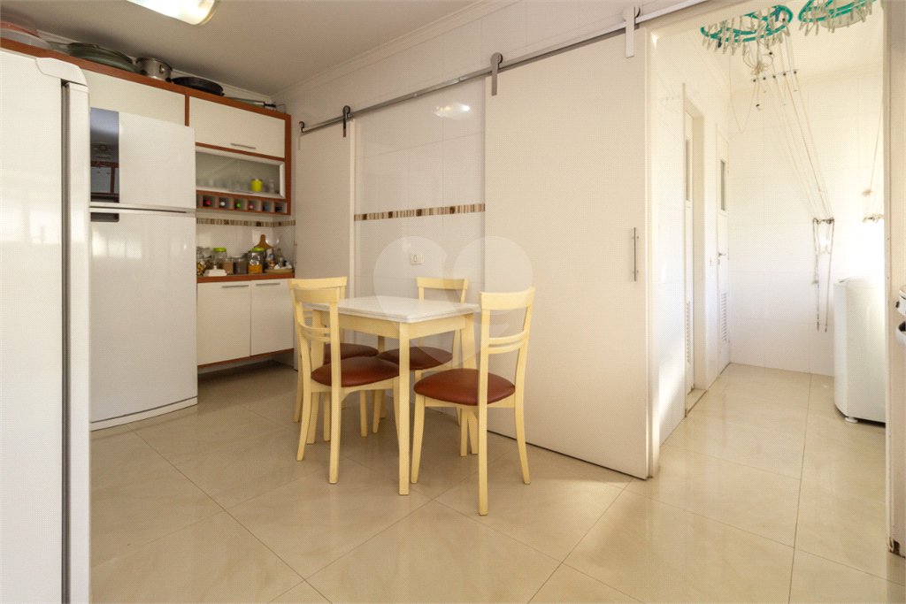 Apartamento á venda - Campo belo