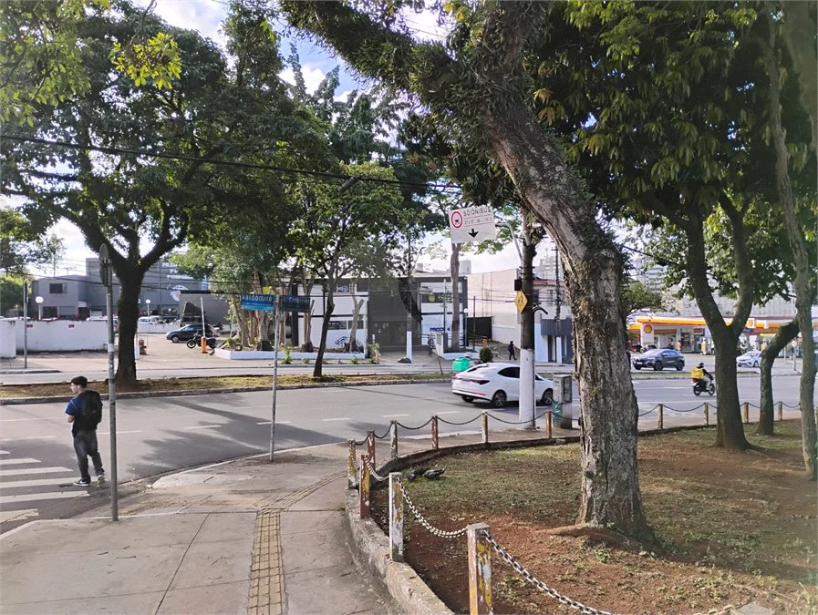 Terreno de 358 m² ao lado do Metrô Conceição
