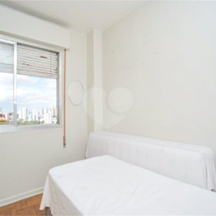 Apartamento de 2 quartos com garagem à venda na Vila Mariana